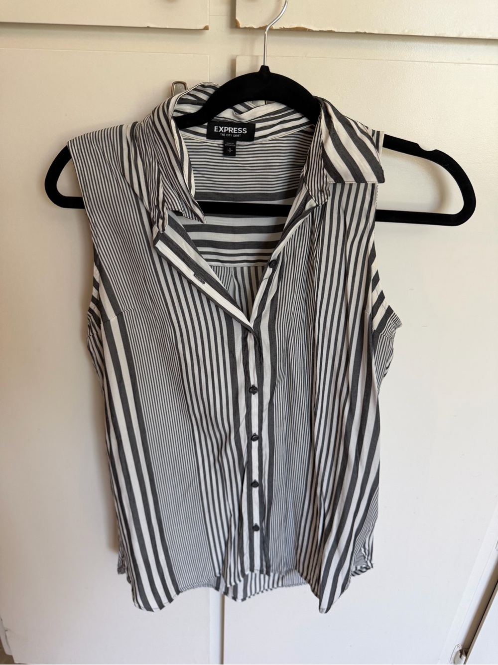 Express Black & White Striped Sleeveless Button-Down Shirt